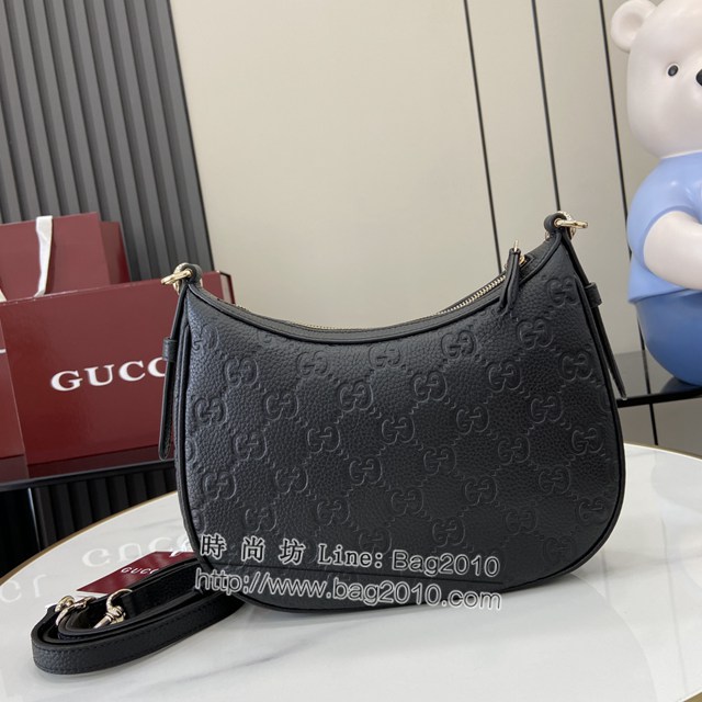 Gucci專櫃古馳最新款Emblem系列小號肩背包鏈條斜挎包 jh2067型號：815409
